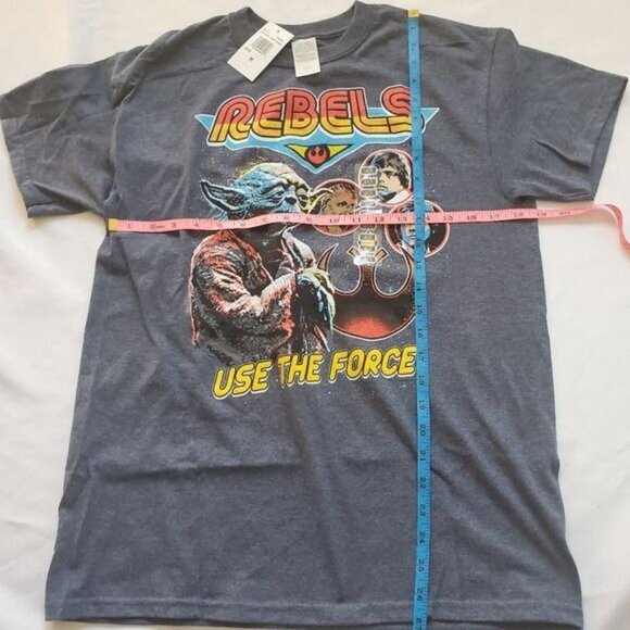 STAR WARS Mens T-Shirt Medium Rebels Yoda Skywalker Chewy Han Disney Mandalorian - Picture 6 of 7